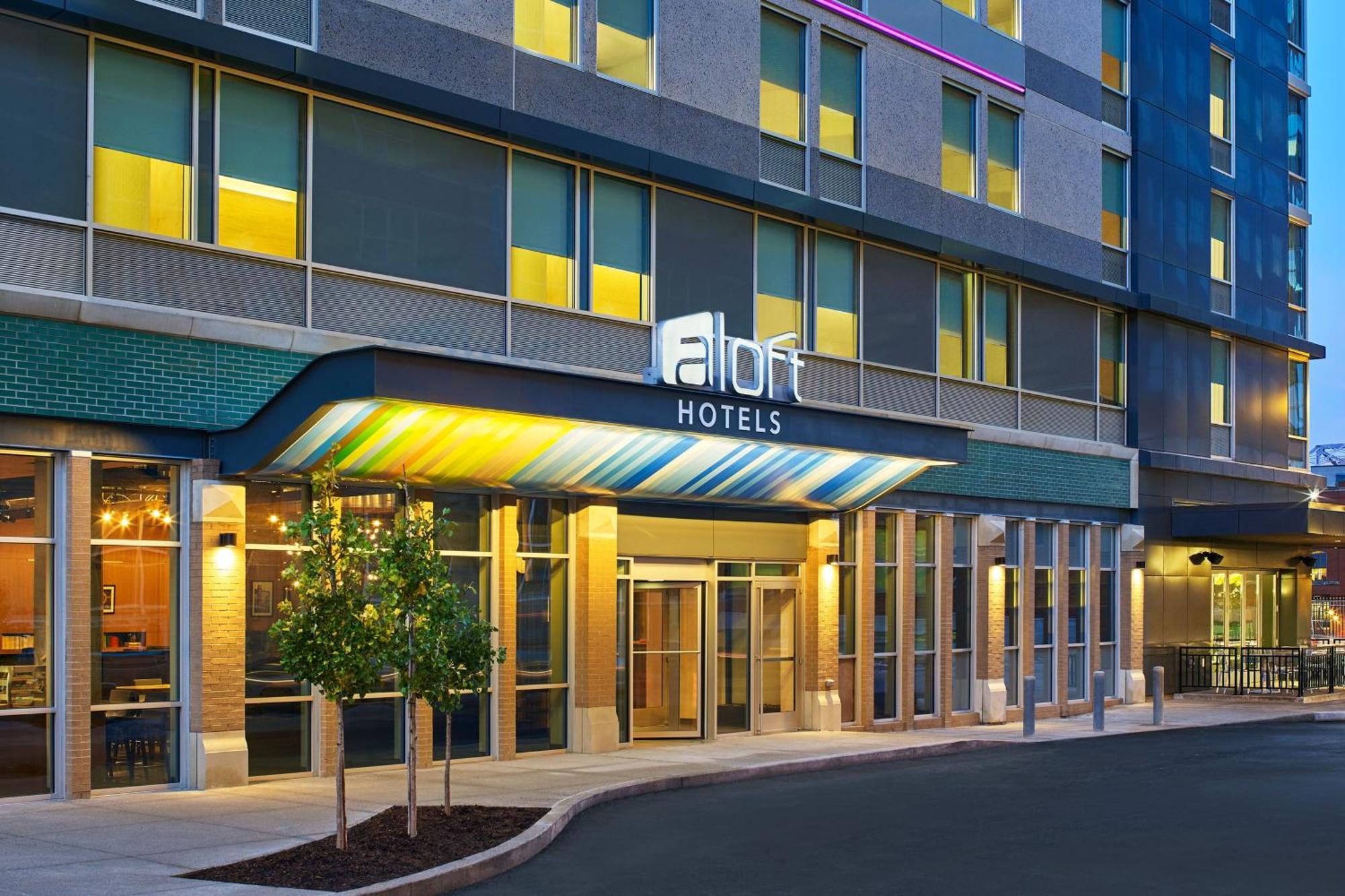 Aloft Louisville Downtown Exterior photo